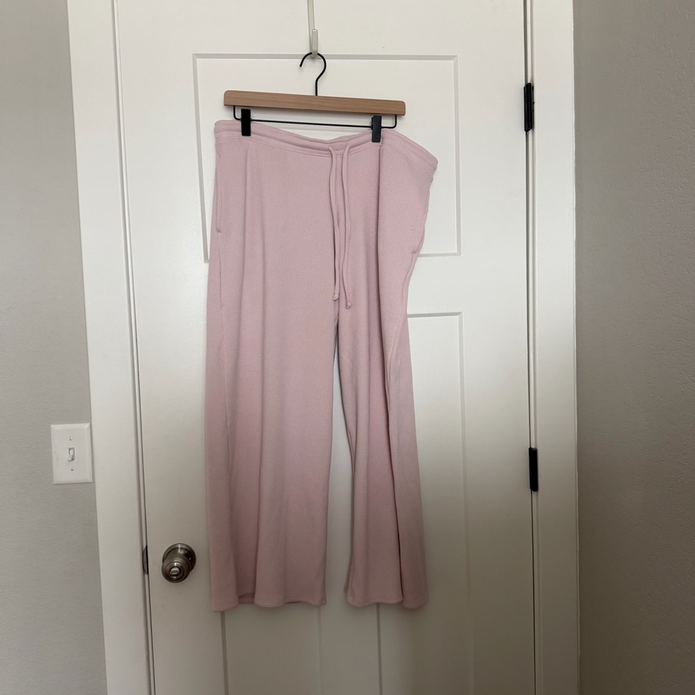 Gilly hicks waffle sweat pants